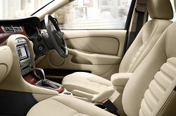 Преимущества экокожи для перетяжки сидений в автомобиле и правила выполнения