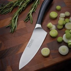 Выбираем кухонный нож: какие модели считаются лучшими в 2024 году 
