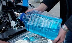 Незамерзающие жидкости для автомобиля: зачем нужны и как правильно выбрать