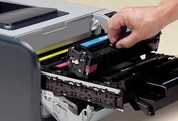 Заправка картриджа лазерного принтера: этапы и меры предосторожности