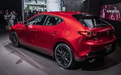 Хэтчбек Mazda 3 модельного ряда 2019 года: обзор и характеристики автомобиля