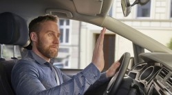 Особенности невербального общения автомобилистов: как они взаимодействую между собой на дороге