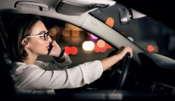 Каким требованиям должны соответствовать очки для вождения: советы по их выбору